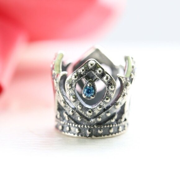 Pandora Sterling Silver Frozen Elsa's Crown Charm - Picture 1 of 3